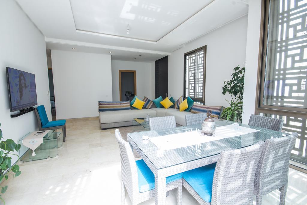Marina Rabat Suites&Apartments Salé Bagian luar foto