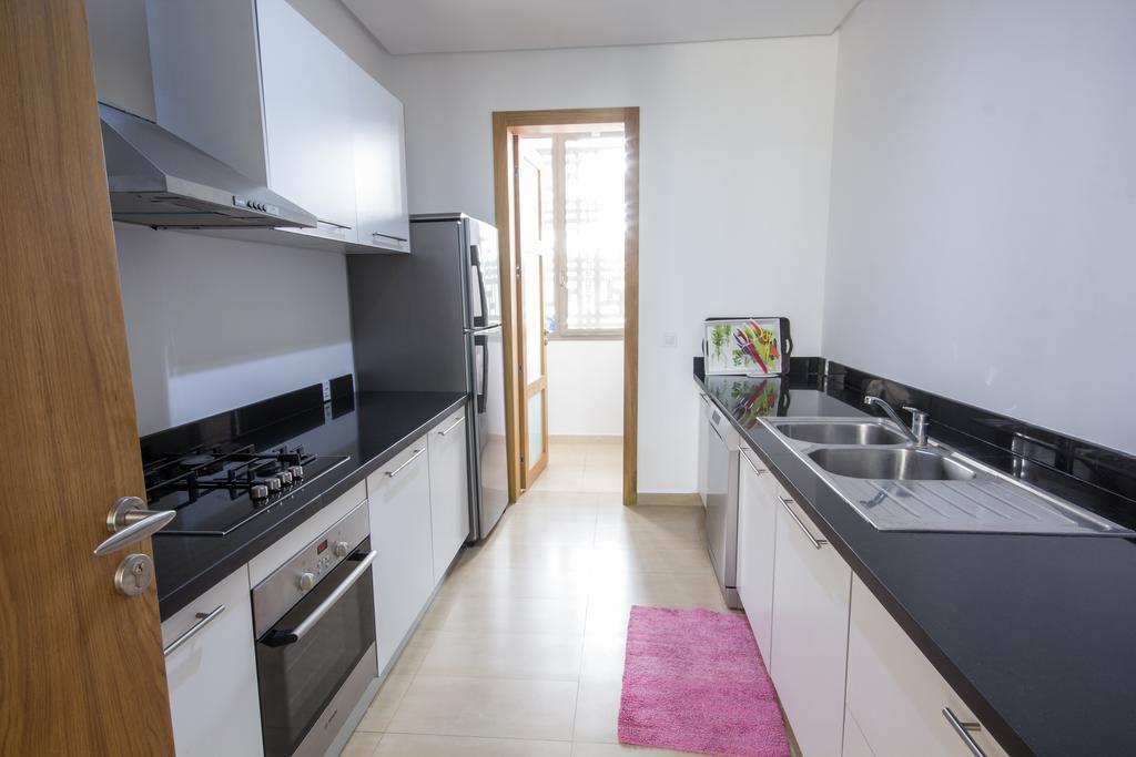 Marina Rabat Suites&Apartments Salé Bagian luar foto